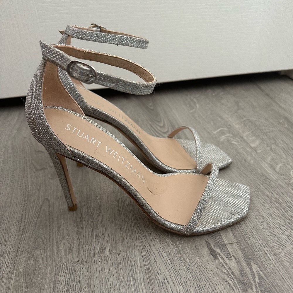 Stuart Weitzman Nudistcurve Heels 8.5 Silver
